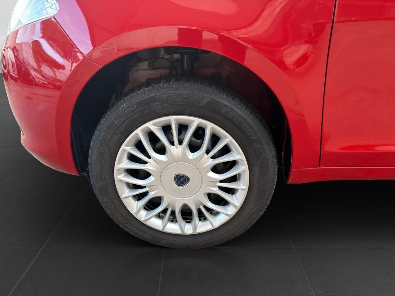 Lancia Ypsilon 0.9 TwinAir Ecochic Elefantino