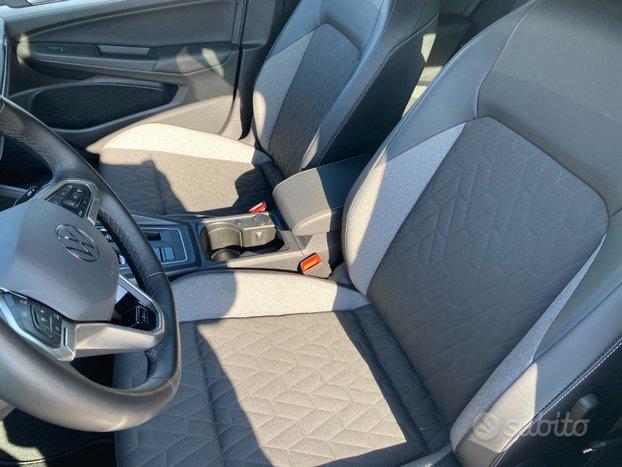 VOLKSWAGEN Golf 1.5 eTSI 150 CV DSG GOAL