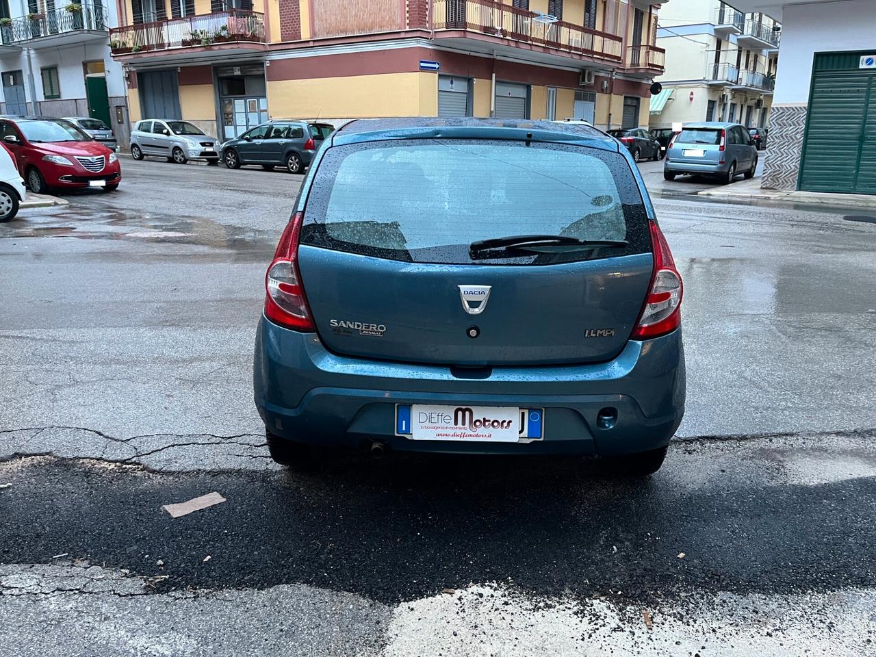 Dacia Sandero 1.4 8V Lauréate