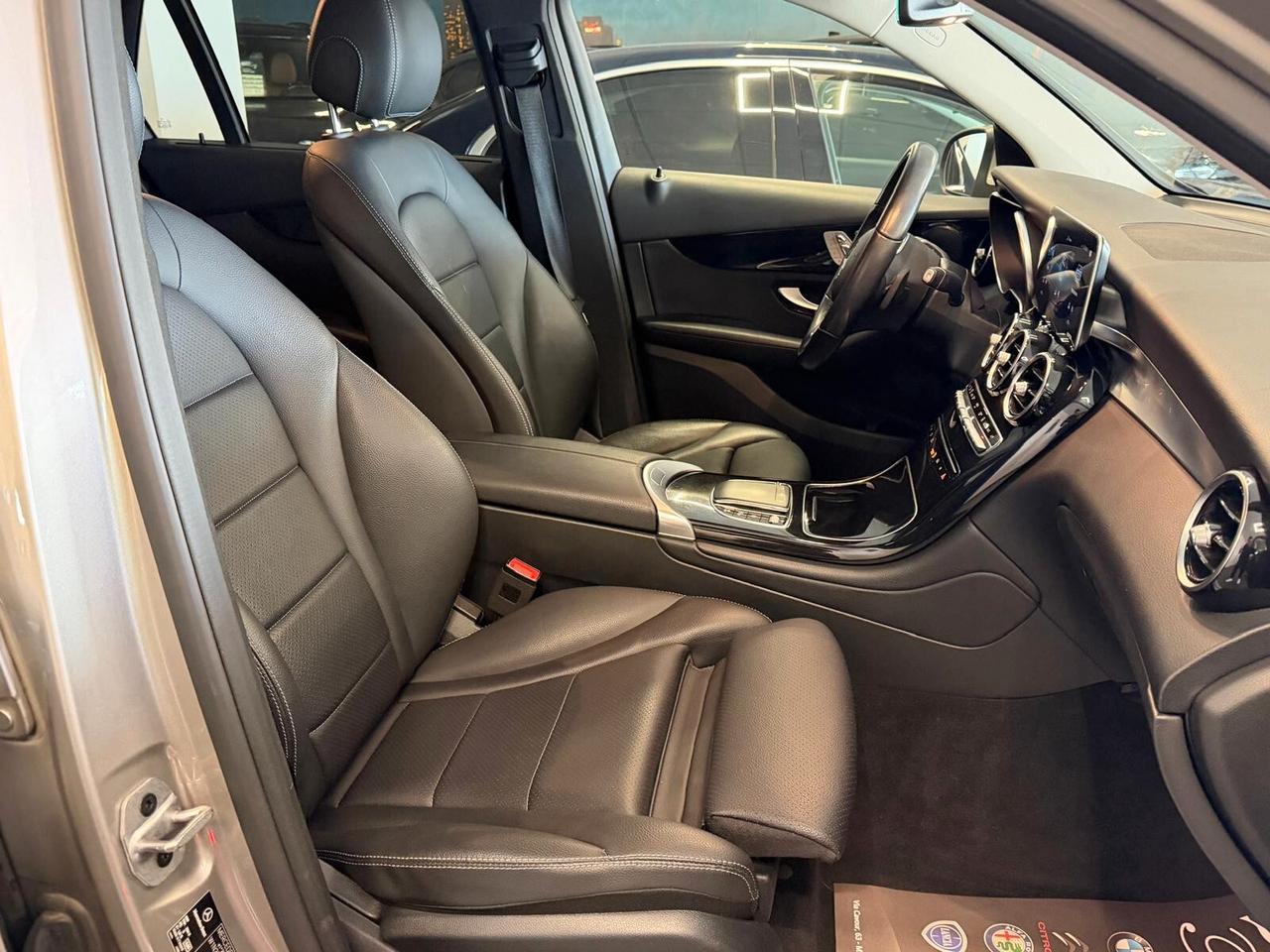 MERCEDES GLC 300DE SPORT 4MATIC 2.0 EQ POWER 194CVPELLE NAVI CAM ANNO 2022