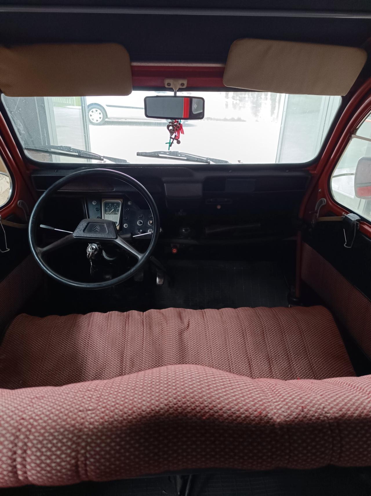 Citroen 2CV 6 Special