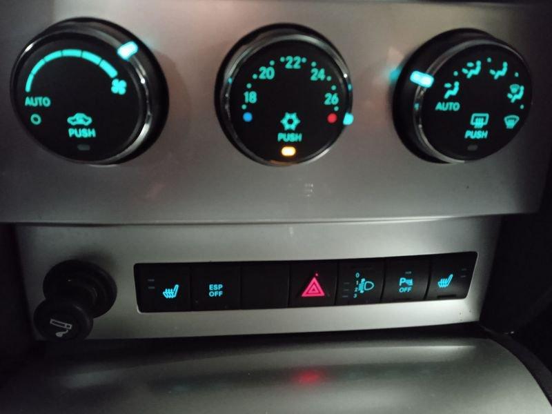 Dodge Nitro 2.8 CRD DPF R/T 4WD