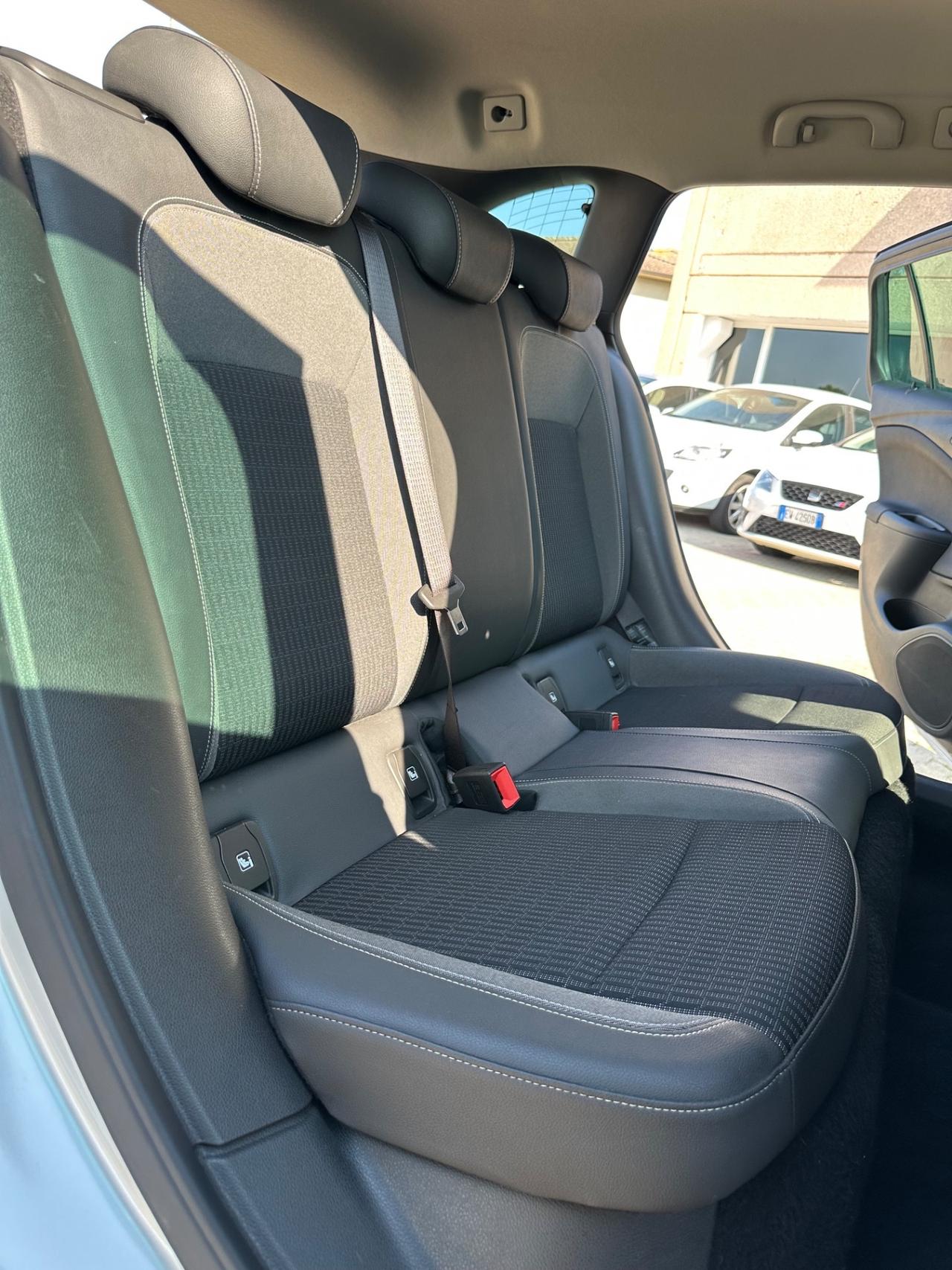 Opel Astra 1.5 CDTI 122 CV S&S AT9 Sports Tourer Ultimate