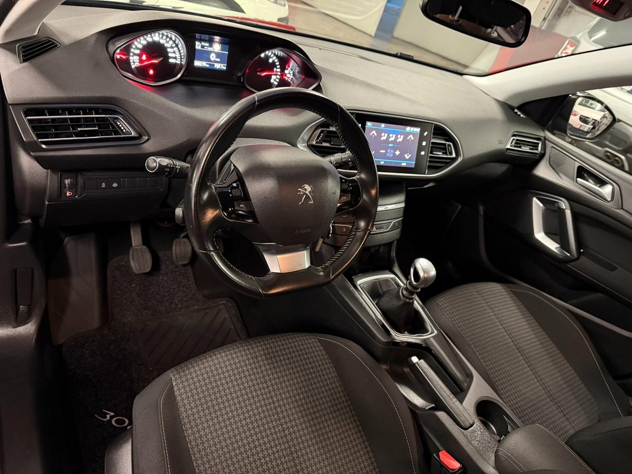 Peugeot 308 BlueHDi 130 S&S SW Business