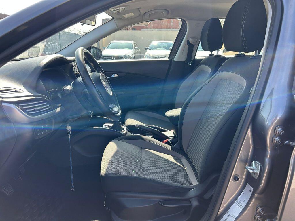 Fiat Tipo 1.6 120cv Opening Edition