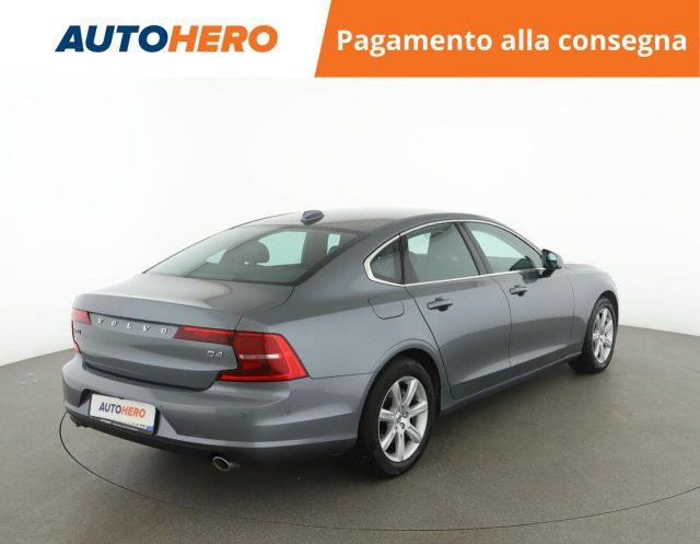 VOLVO S90 D4 Geartronic Momentum