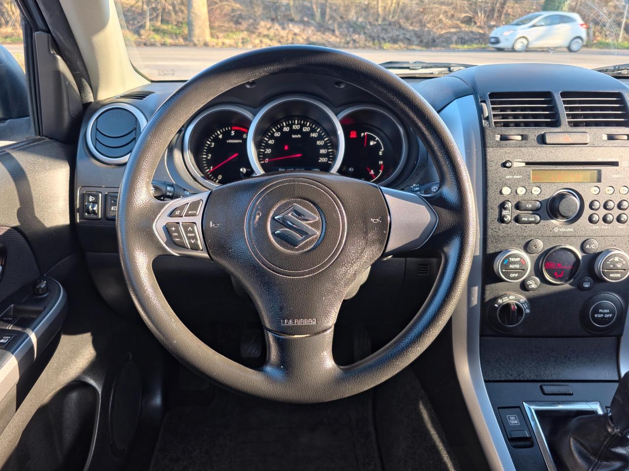 Suzuki Grand Vitara 1.9 DDiS 3 porte Offroad 2011-E5B Manuale NEO