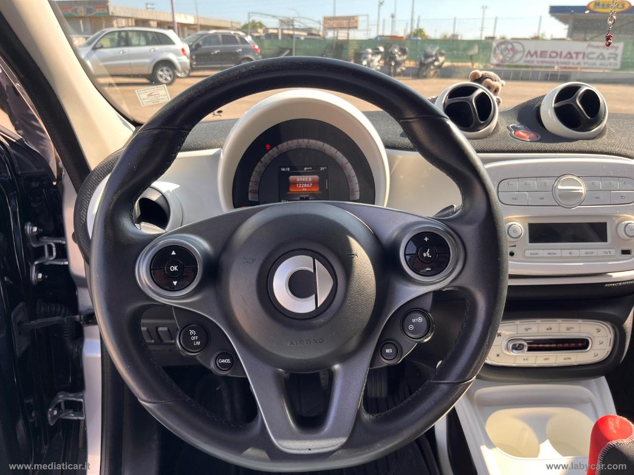 SMART forfour 70 1.0 Passion