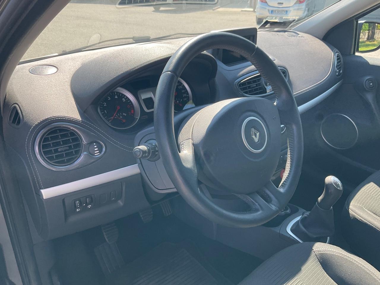 Renault Clio 1.2 16V 5 porte Live!