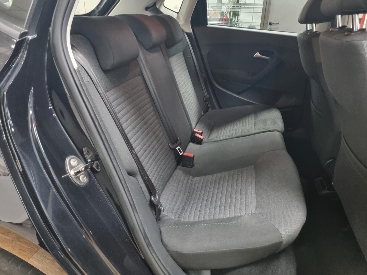 VOLKSWAGEN POLO 1.2 BENZINA 70CV 5p. COMFORTLINE