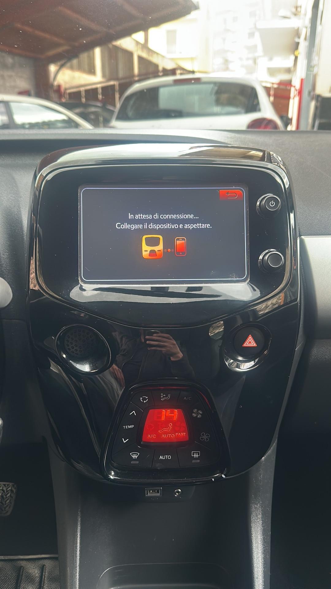 Peugeot 108 VTi 68 STRAFULL/UNIPRO/ GARANZIA