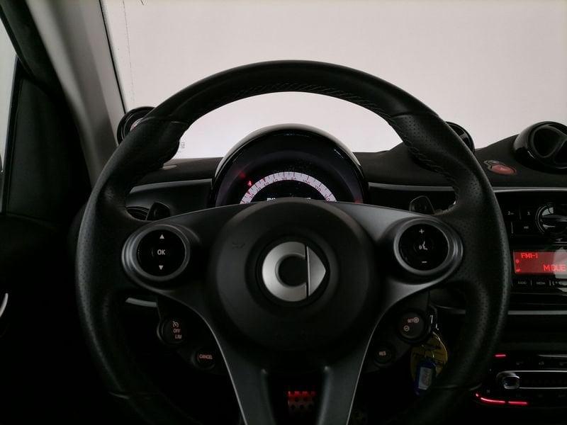 smart fortwo 0.9 t Nightrunner 90cv twinamic