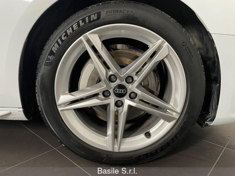 Audi A4 A4 Avant 40 TDI quattro S tronic S line edition