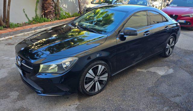 MERCEDES-BENZ CLA 200 d Automatic Business