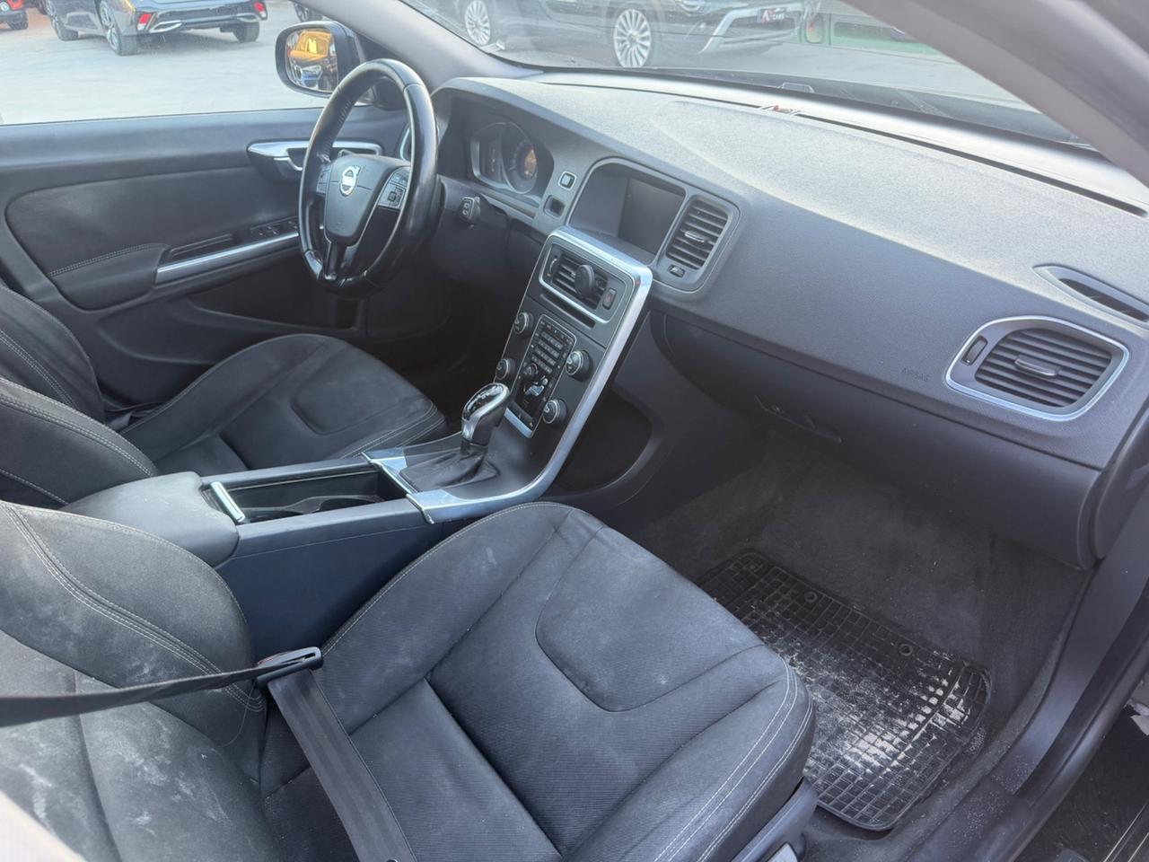 Volvo V60 D2 1.6 Powershift