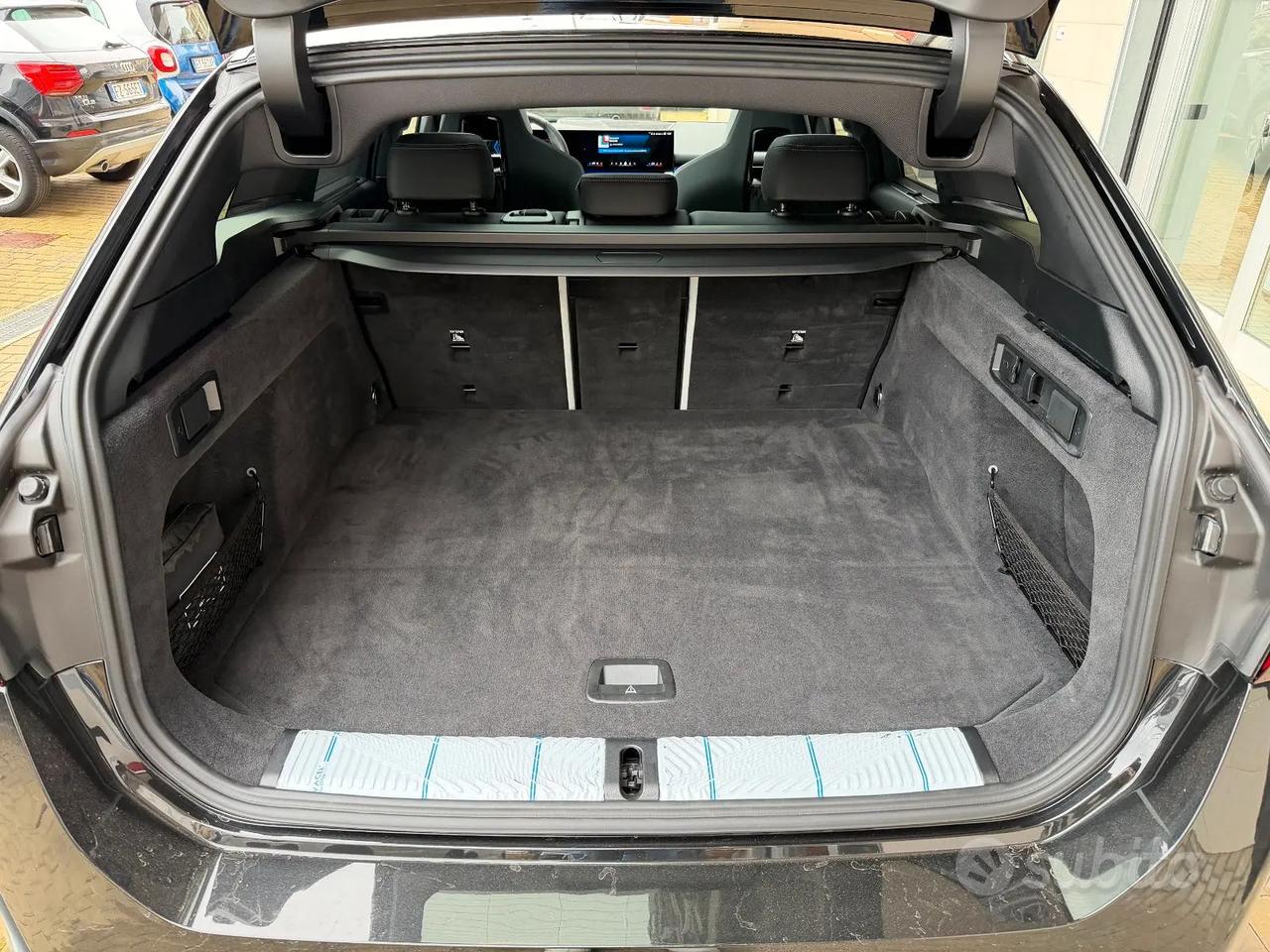 BMW M5 G99 Touring 4.4 727cv auto Full Full Opt