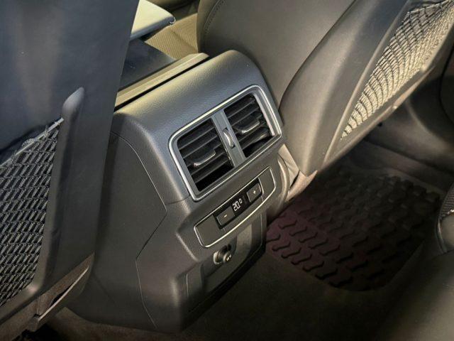 AUDI Q5 2.0 TDI quattro S tronic S line plus