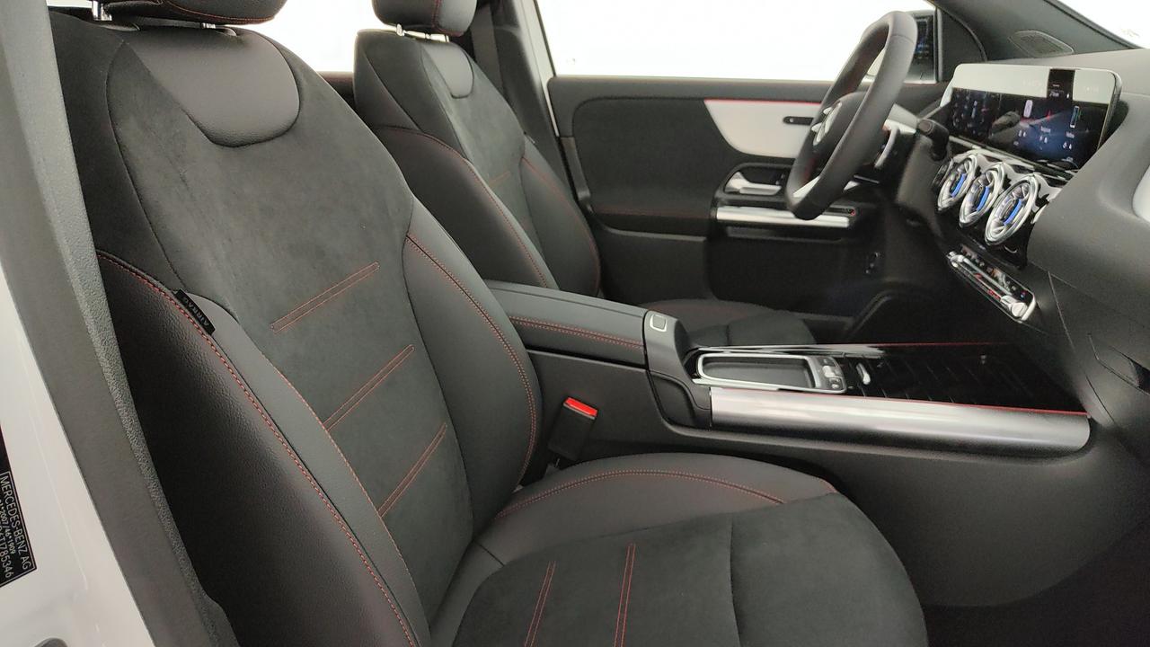 Mercedes-Benz GLA 200 d automatic