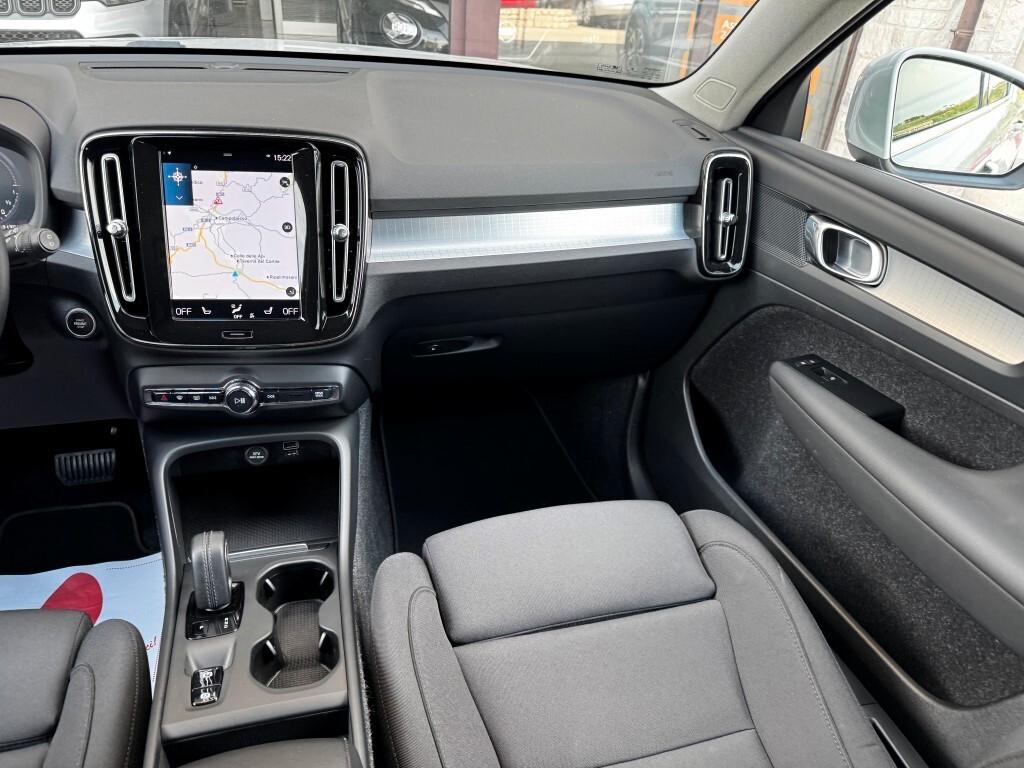 Volvo XC40 T5 Recharge Plug-in Hybrid Inscription Expression