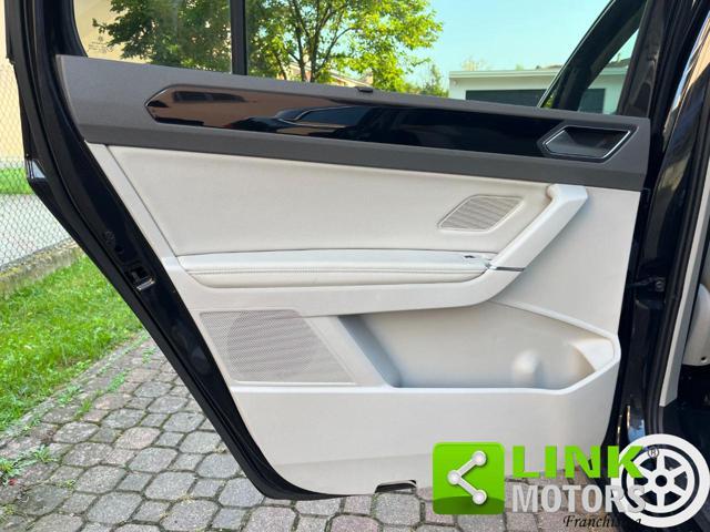 VOLKSWAGEN Touran 2.0 TDI 190 CV DSG Executive 7 Posti