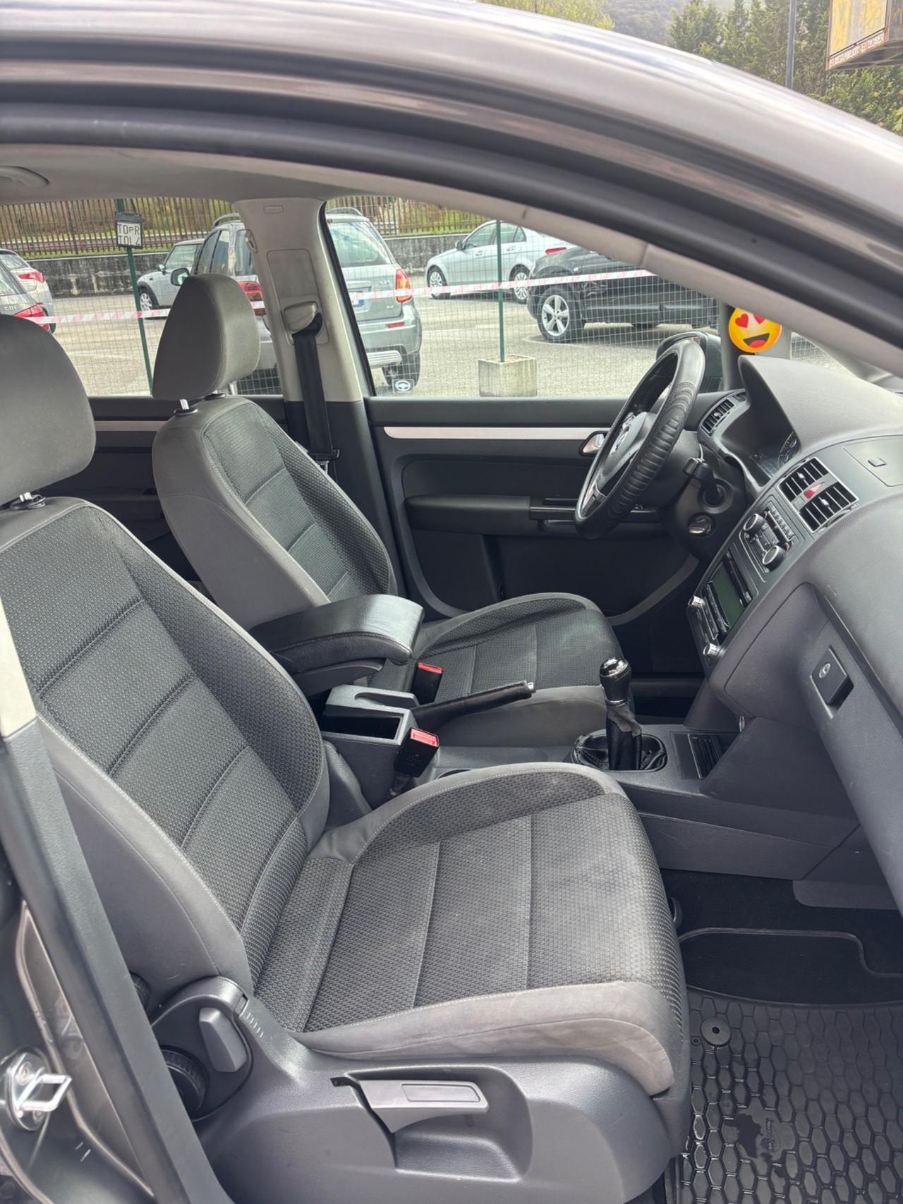 Volkswagen Touran 1.4TSI HIGHLINE Ecofuel