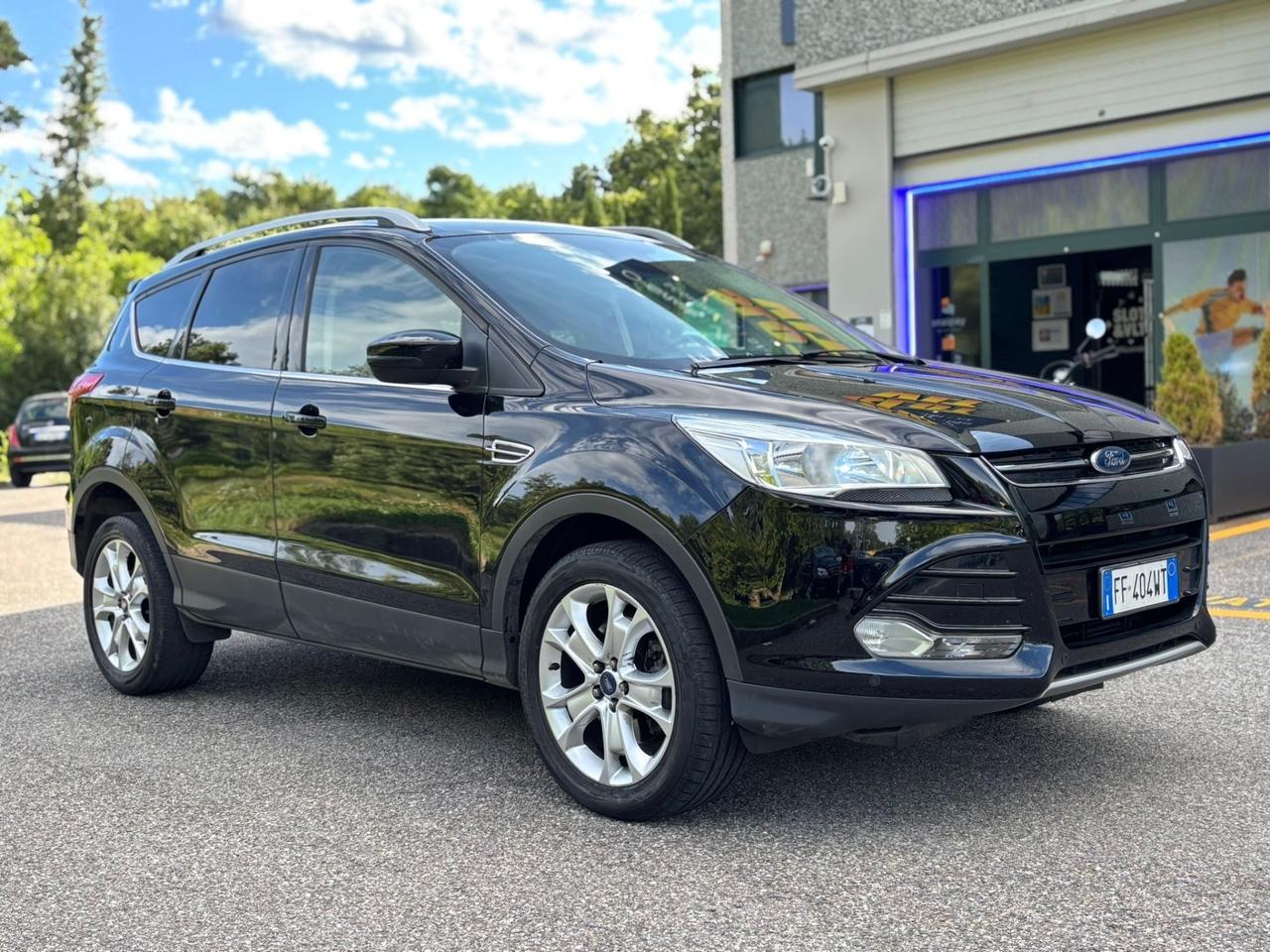 Ford Kuga 2.0 TDCI 150 CV S&S 4WD Powershift Titanium