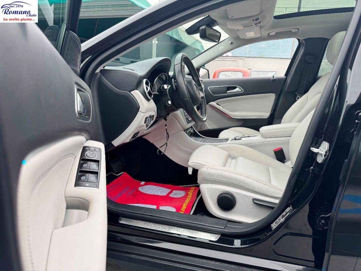 MERCEDES - Classe GLA - GLA 180 d Automatic Sport#TETTO APRIBILE!