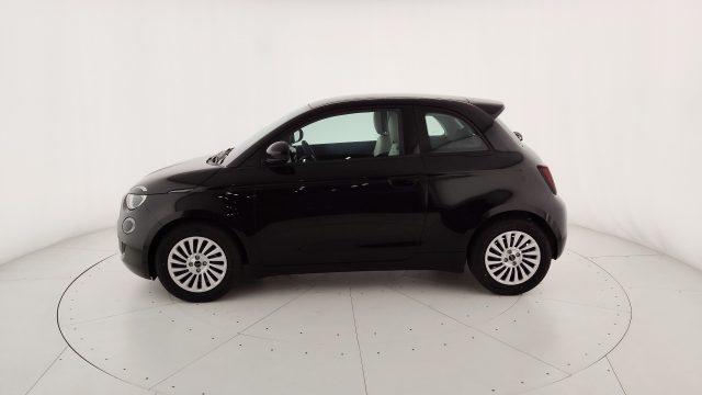 FIAT 500 Berlina Hybrid Pop