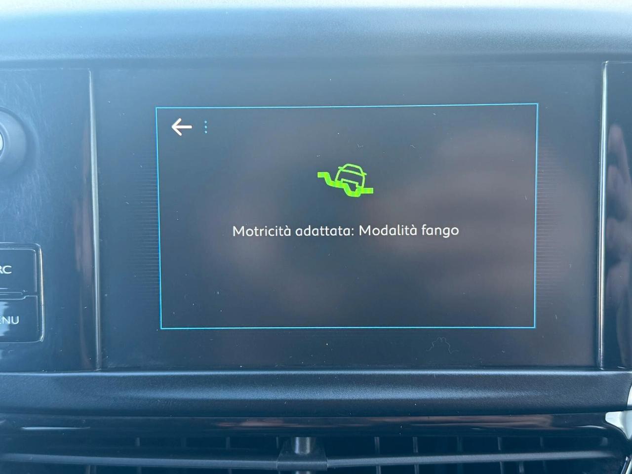 Peugeot 2008 BlueHDi 120 S&S Allure