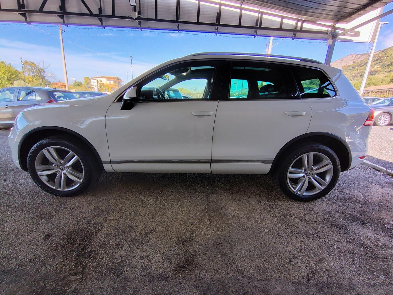Volkswagen Touareg 3.0 TDI 245 CV tiptronic BlueMotion Techn. Executive