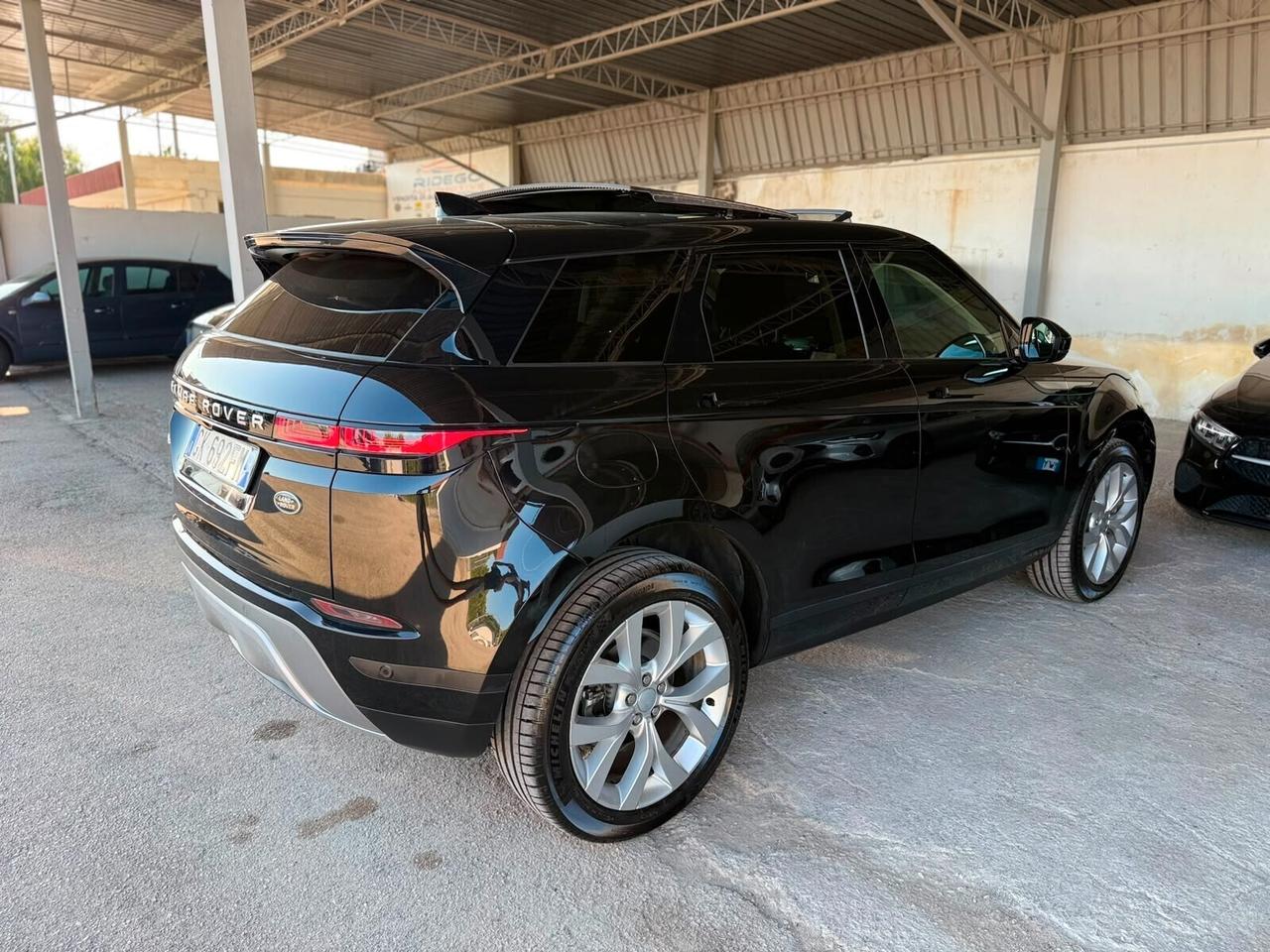 Land Rover Range Evoque 2.0D I4 163 CV R-Dynamic S
