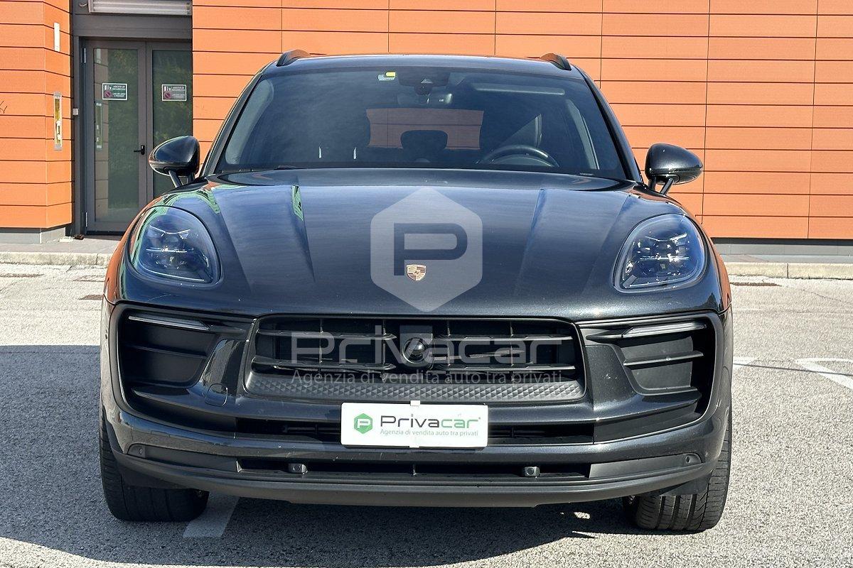 PORSCHE Macan 2.0