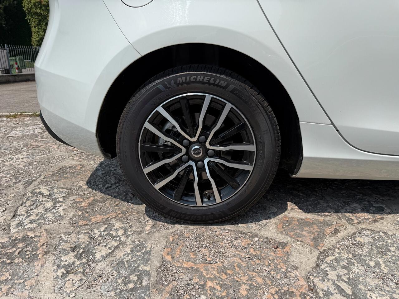 Volvo V40 T2 Momentum
