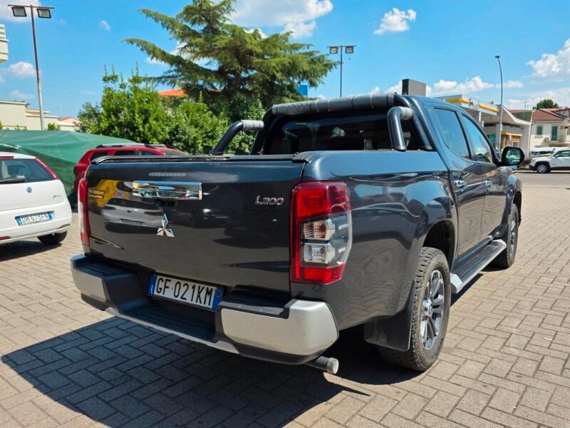 MITSUBISHI L200 (2019-2022) L200 2.3 D Double C...