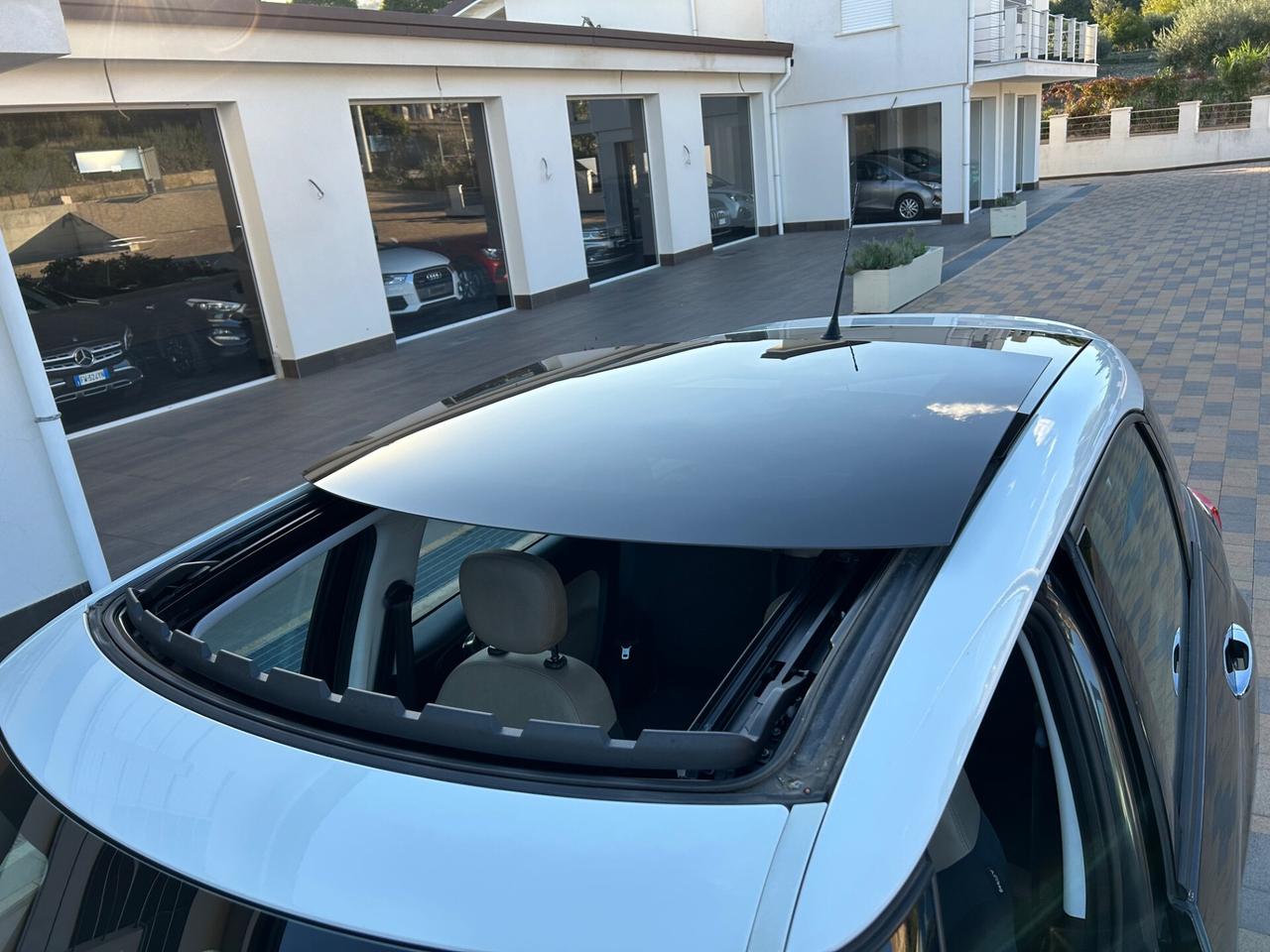 Fiat 500L 1.6 Multijet 105 CV Panoramic Edition Bianco Gelato