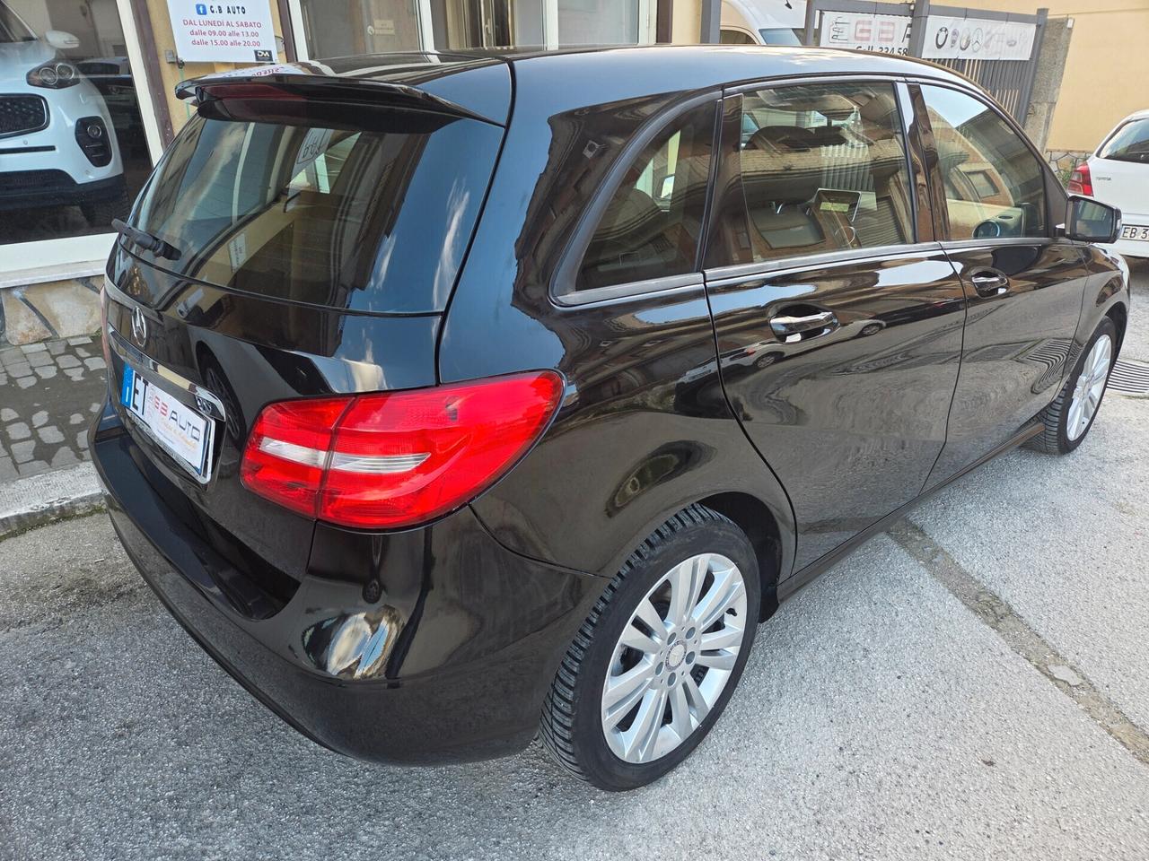 MERCEDES B180 ANNO 2014 1.5 110 CV KM CERTIFICATI