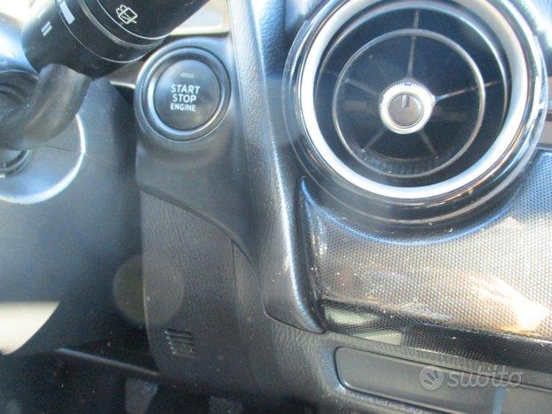 Mazda 2 III 1.5 BENZINA ESSENCE EURO6B 75cv *85000