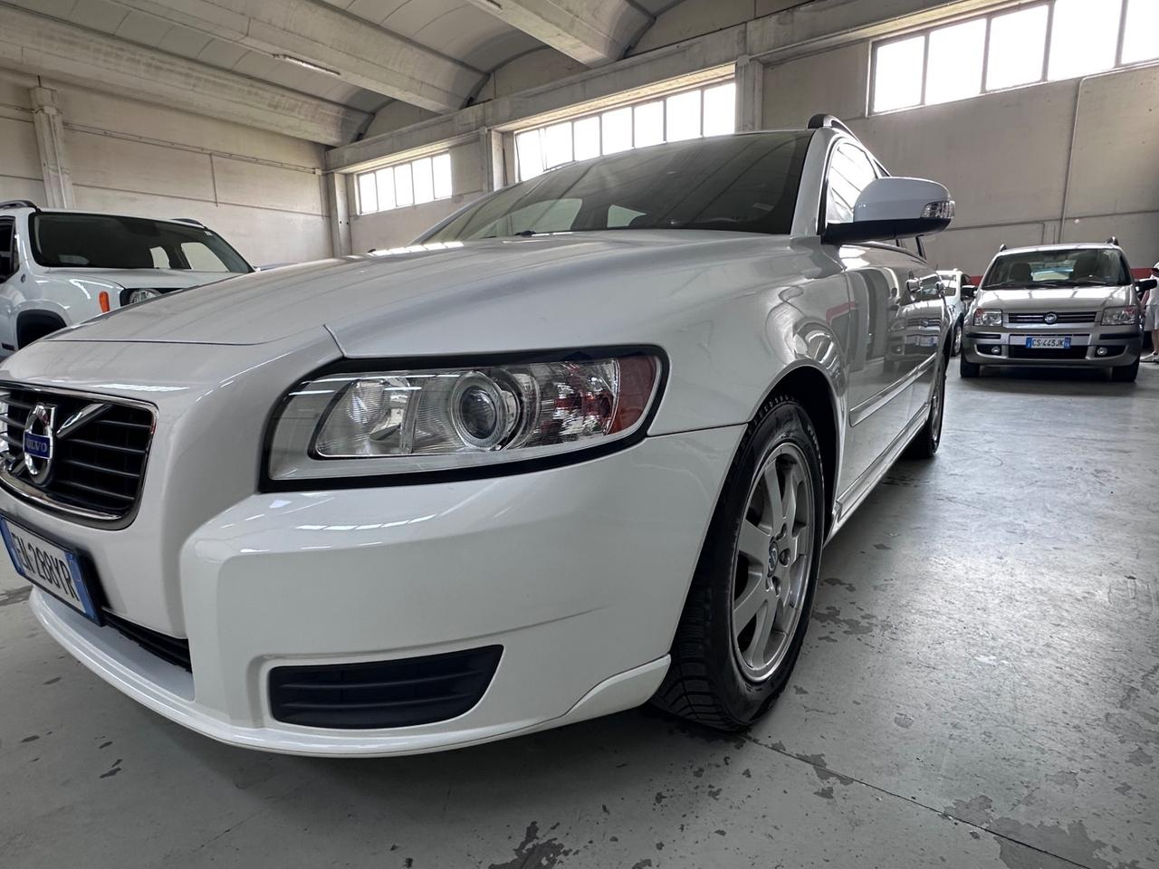 Volvo V50 D2 POLAR PLUS