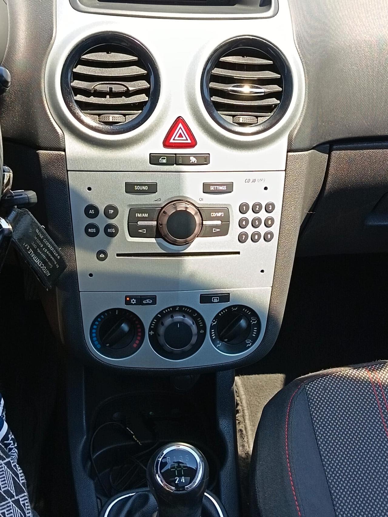 Opel Corsa 1.3 CDTI 75CV PORTABICI TETTO NEOPATENTATI