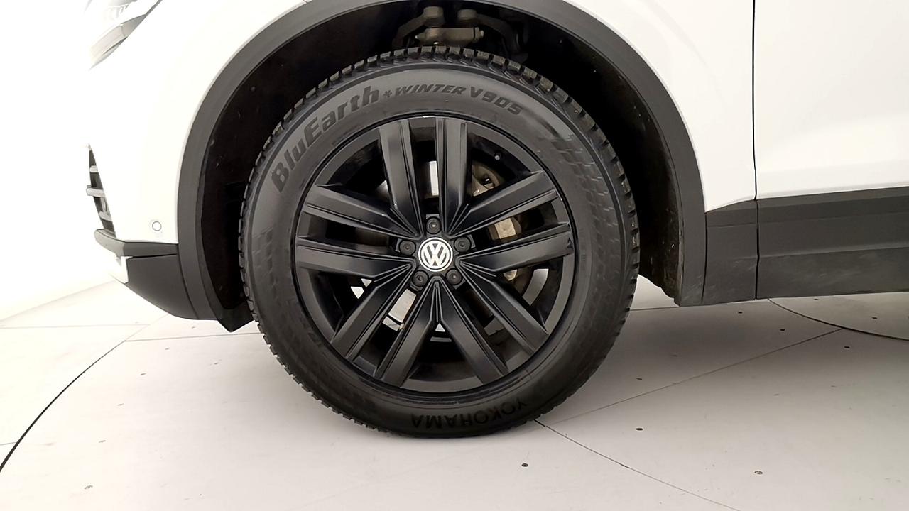 VOLKSWAGEN Touareg III 2018 - Touareg 3.0 V6 tdi Black Style 231cv tipt