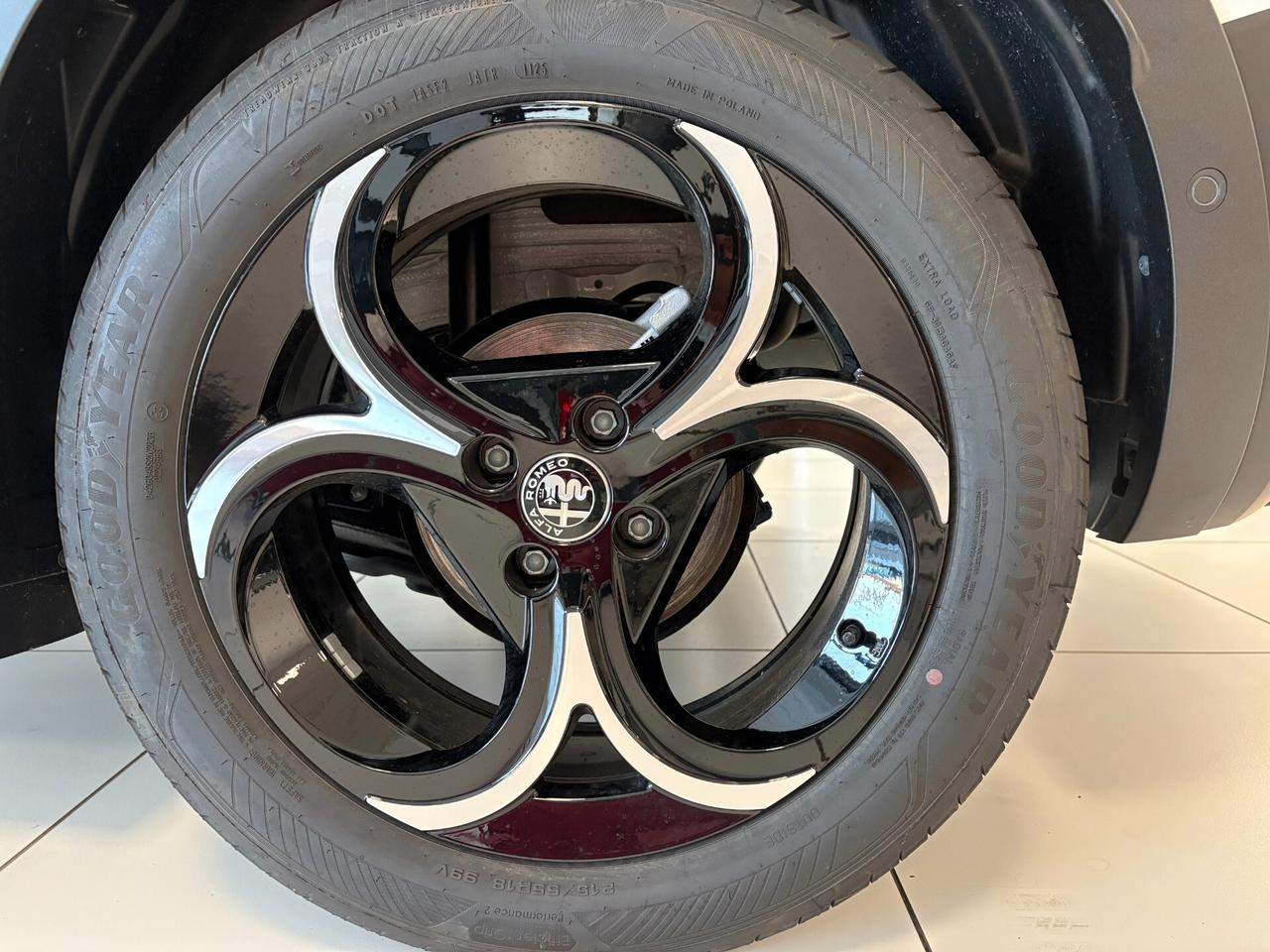 Alfa Romeo Junior 1.2 136 CV Hybrid eDCT6 Speciale