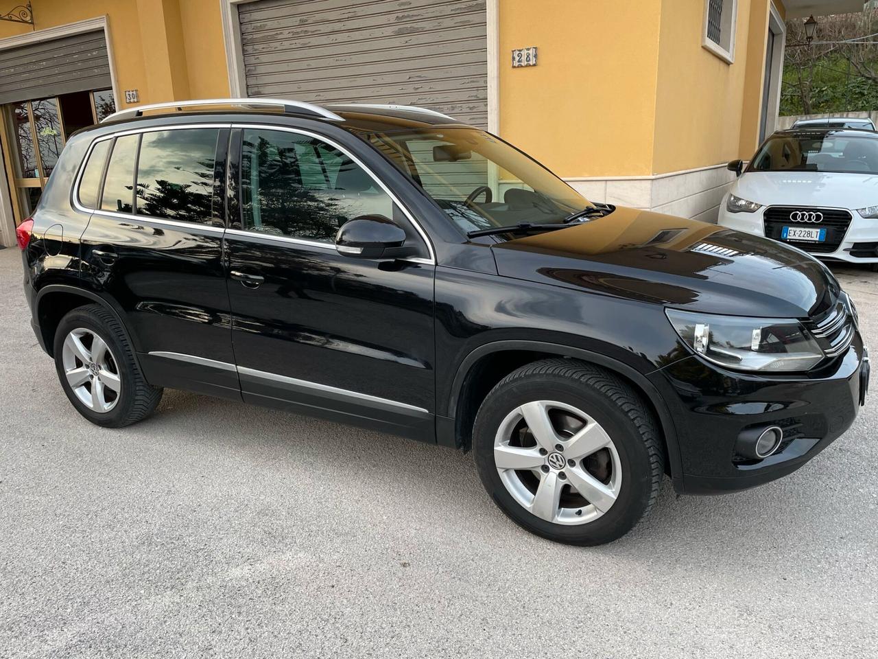 Volkswagen Tiguan 2.0 TDI Sport Line