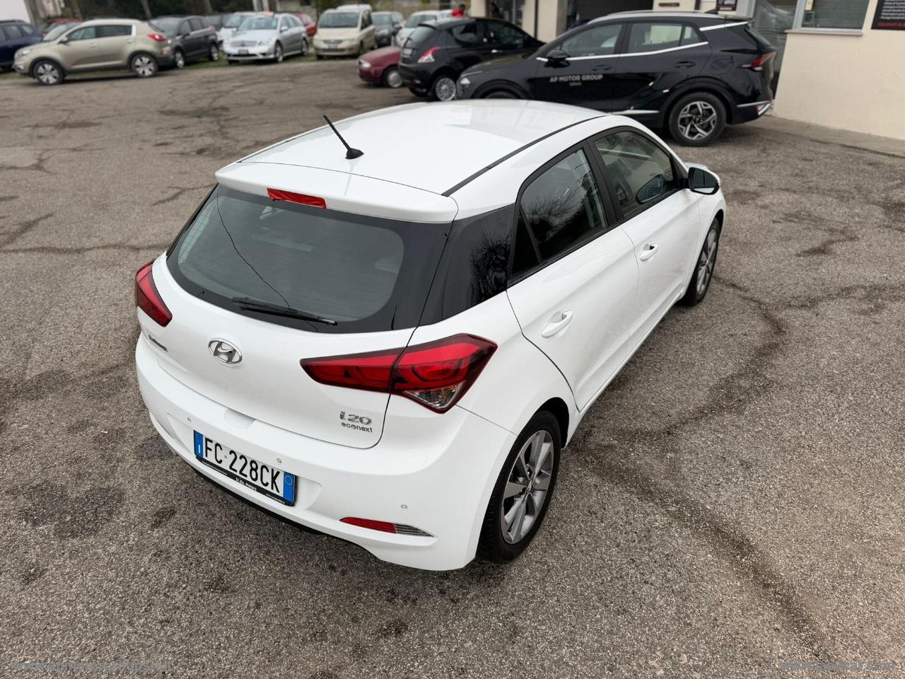 HYUNDAI i20 1.2 84 CV 5p. Econext Comfort