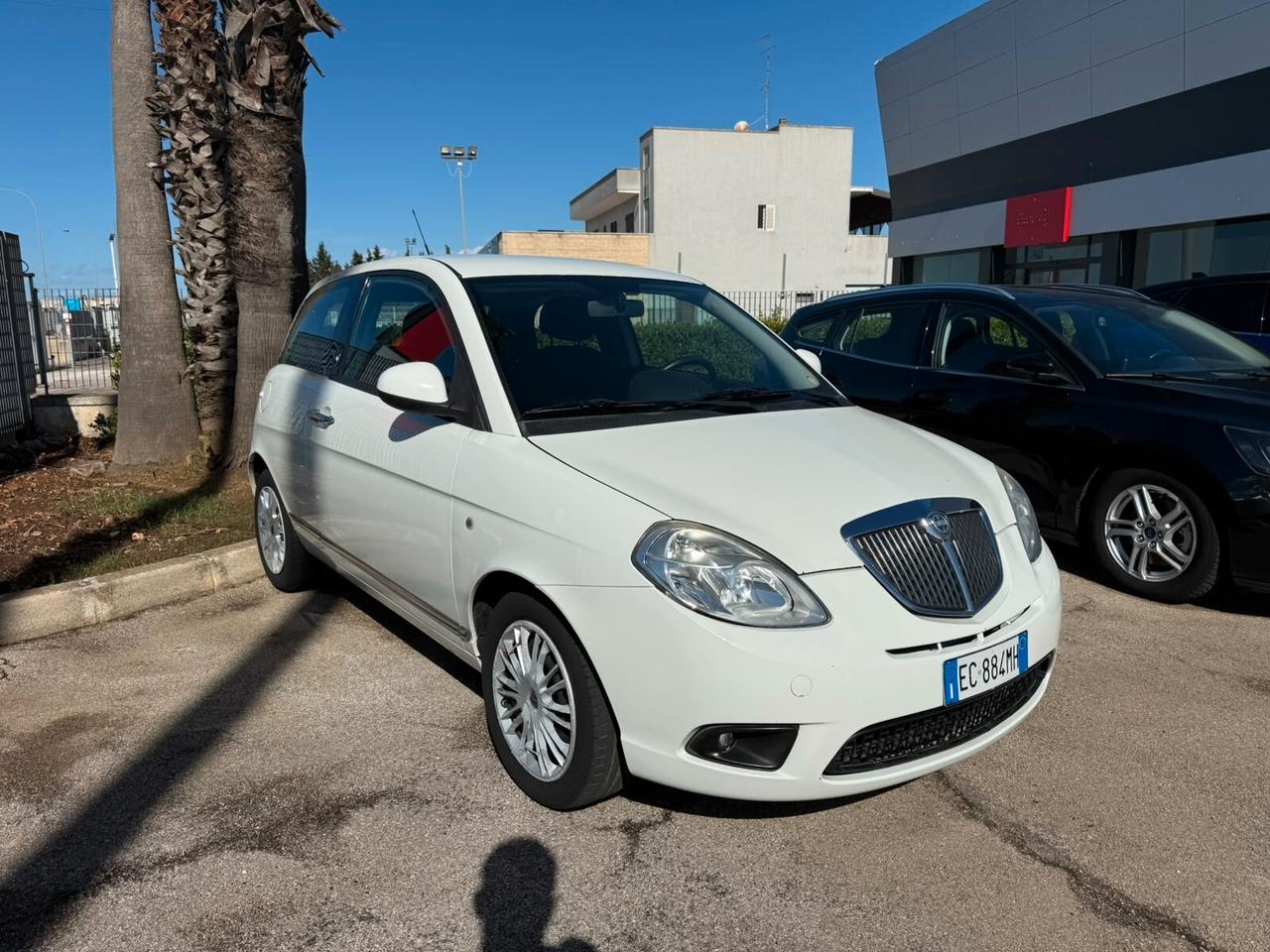 Lancia Ypsilon 1.2 Versus