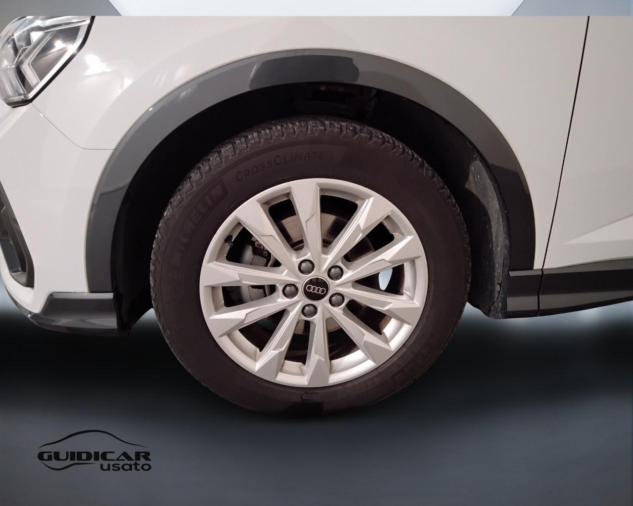 AUDI Q3 I 2019 Sportback - Q3 Sportback 35 2.0 tdi s-tronic