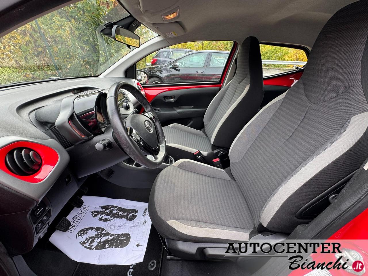 Toyota Aygo 5 Porte Aygo 5p 1.0 x-cool 72cv
