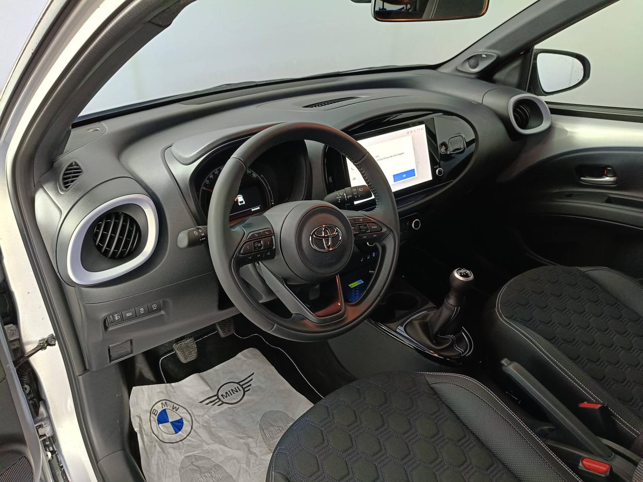 TOYOTA Aygo X 1.0B JBL® SE MT - MY24