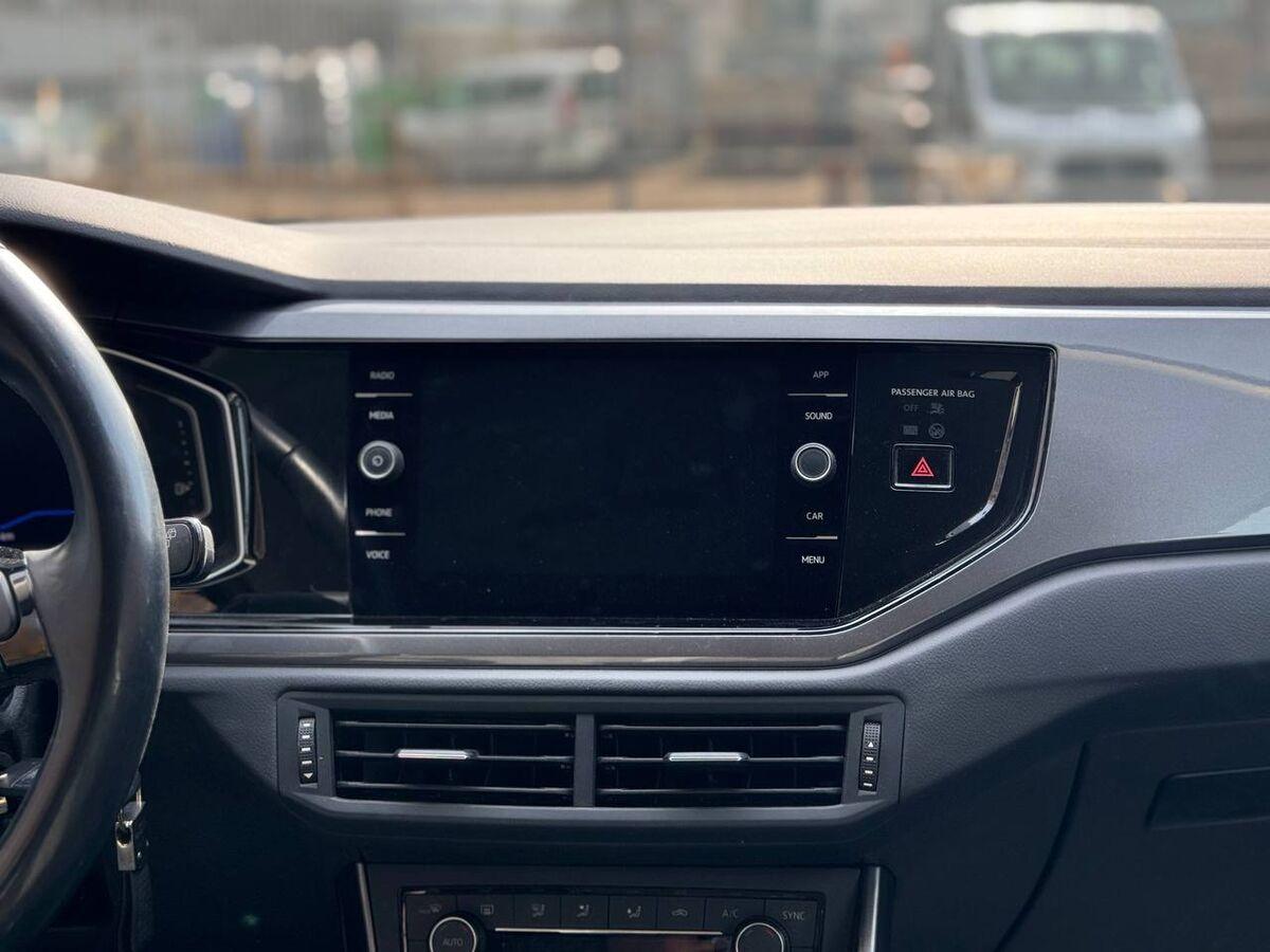 Volkswagen Polo 1.0 tsi R- LINE 95cv