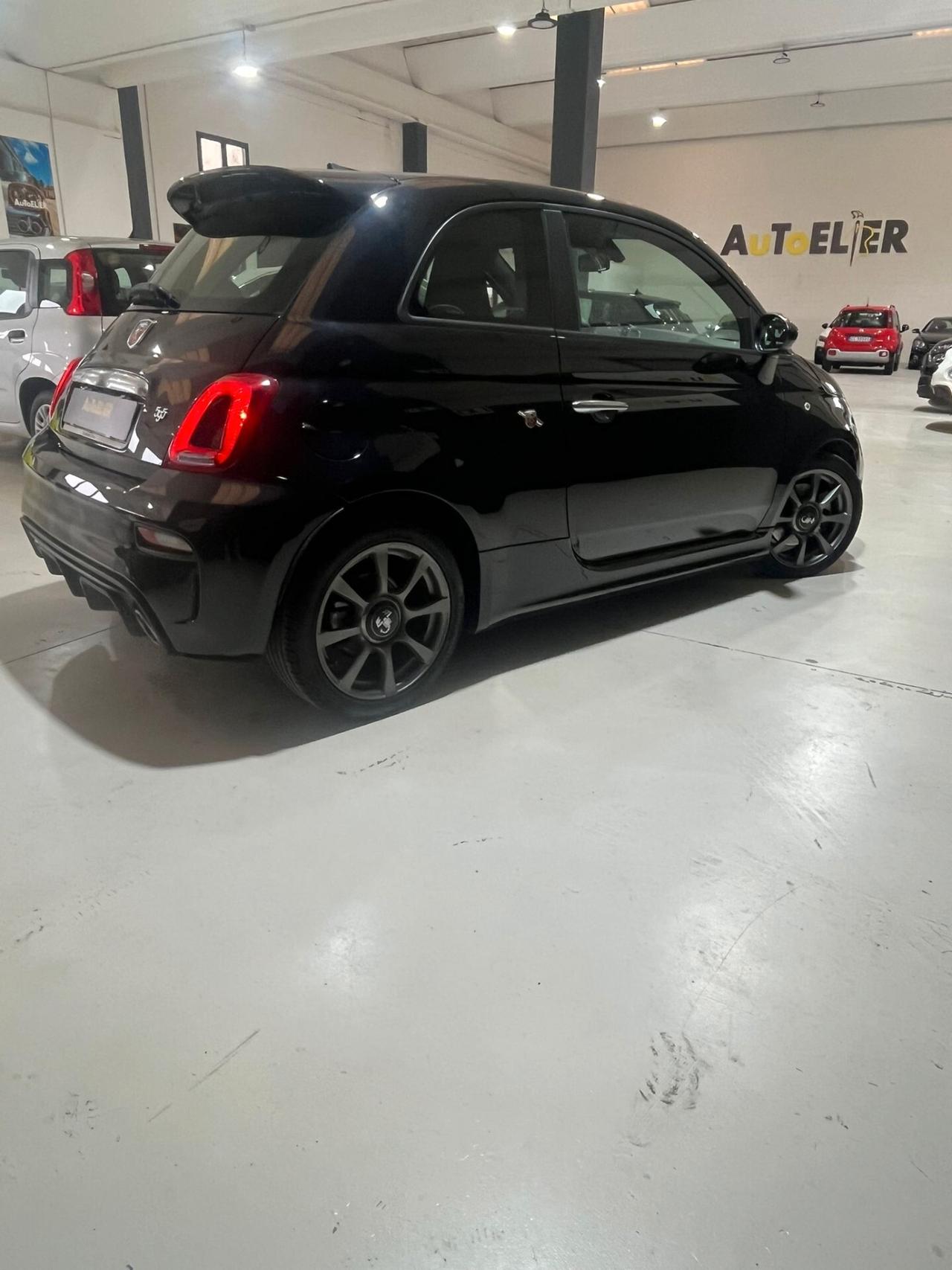 Abarth 595 1.4 Turbo T-Jet 165 CV