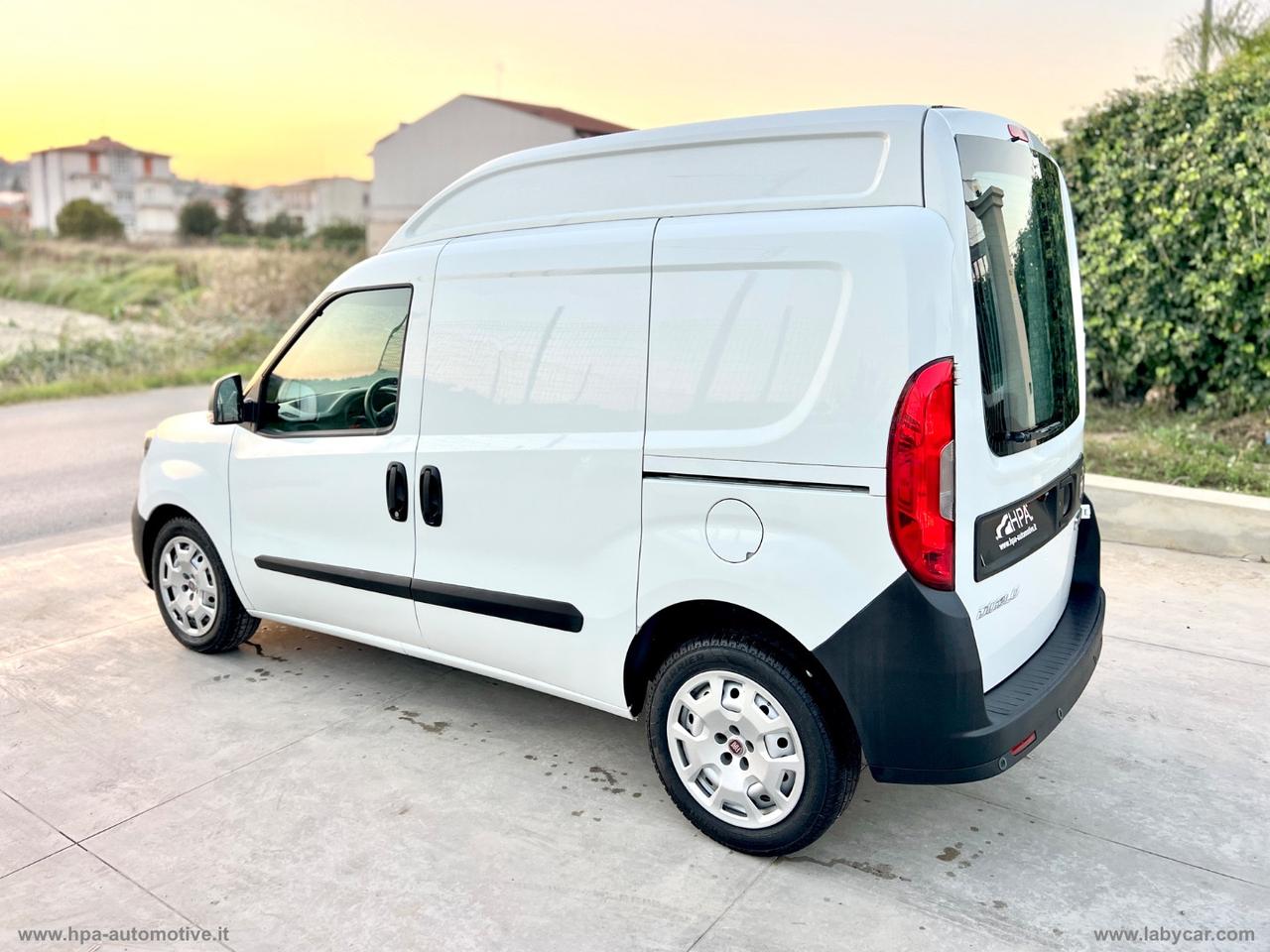 FIAT Doblò 1.6 MJT 120CV TETTO ALTO CLIMA AUTOMATICO 2 PORTE LATERLAI